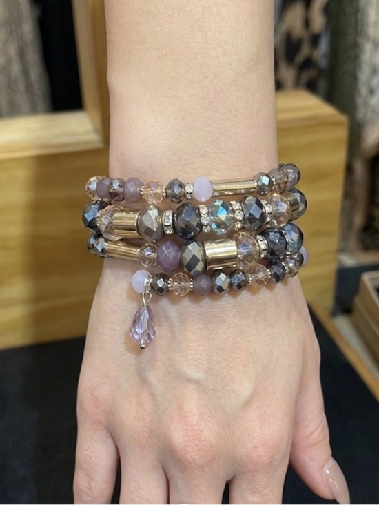 Jewelry - Beautiful Wire Wrap Bracelet